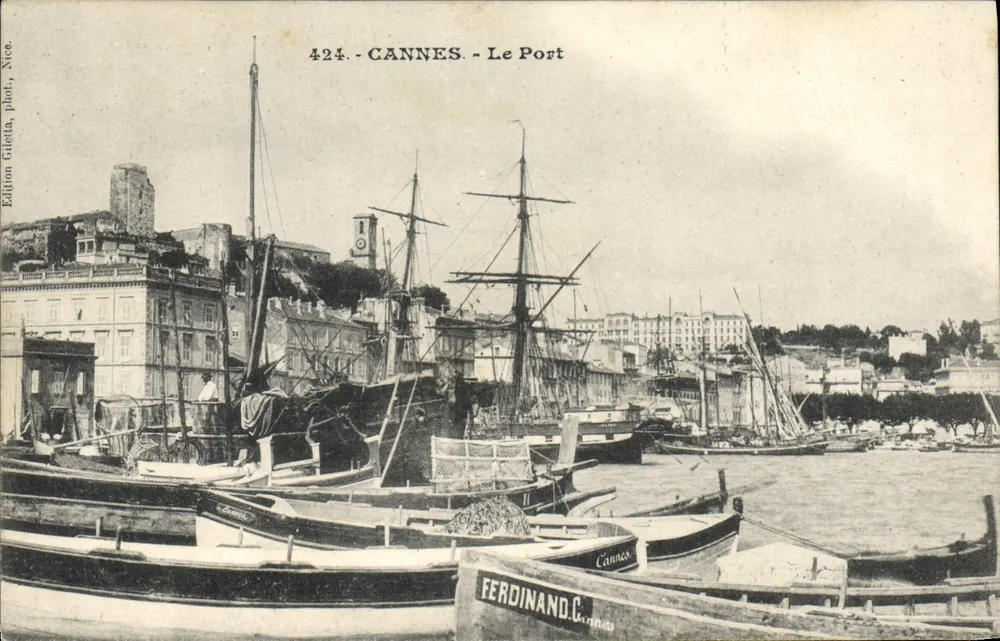 CANNES - O Porto — vista portuária com barcos — Edition Giletta, Nîce, n° 424 - Frente