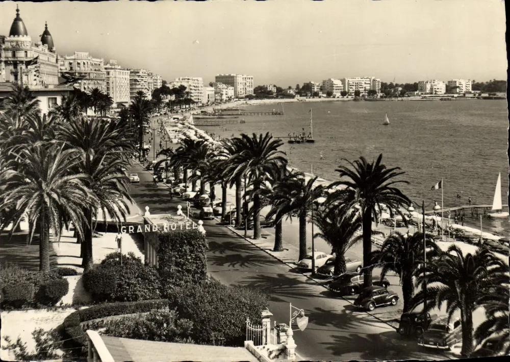 Cannes — La Croisette — Grand Hotel — Edições GILLES - Frente