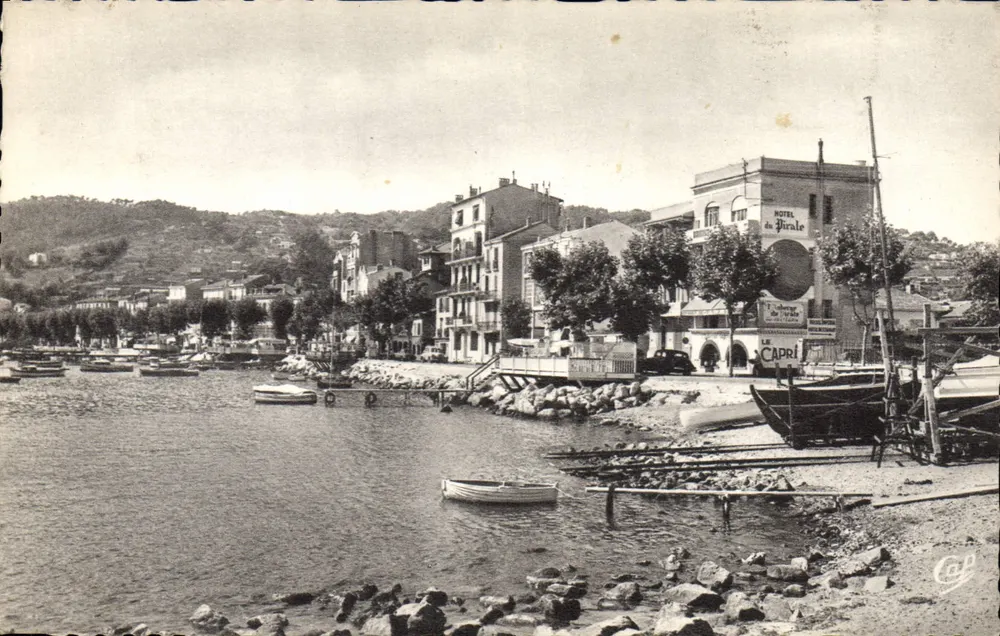 Hafen von Golfe-Juan — Ansicht des Hafens und des Hôtels du Capri — Verlag C.P. (C.P. 781) - Vorderseite