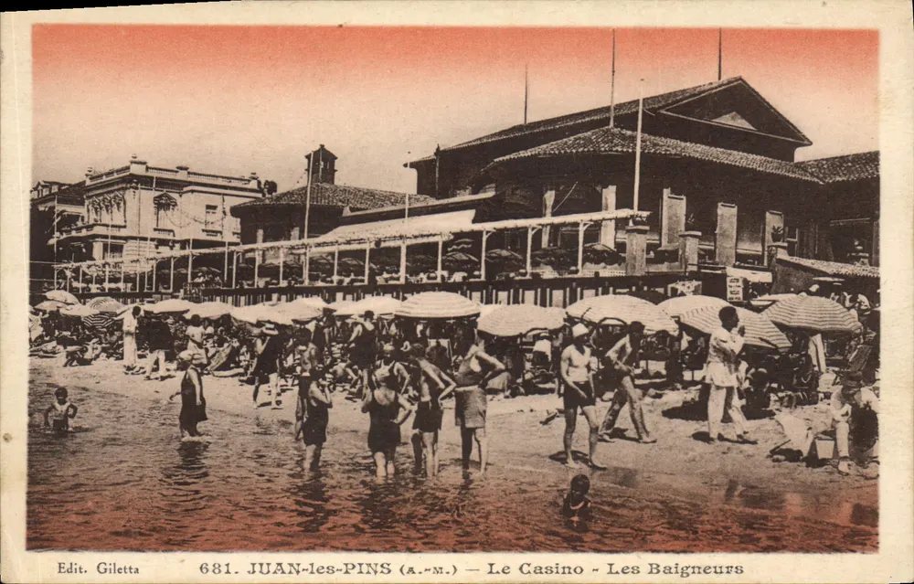 Juan-les-Pins (A.-M.) — Das Casino — Die Bäder — Verlag Giletta n°681 - Vorderseite
