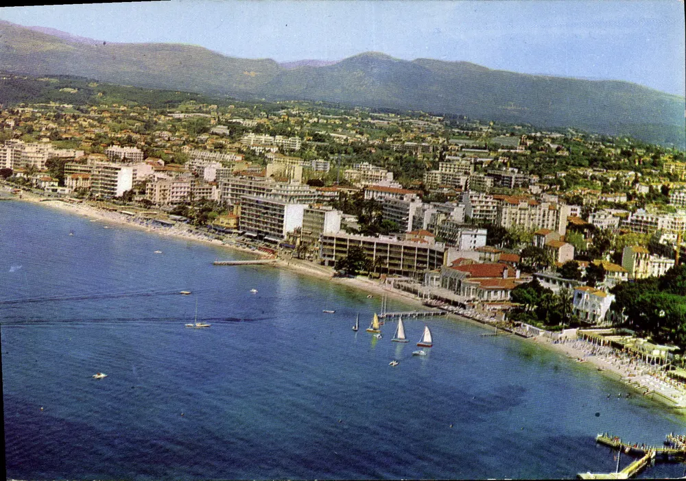 Juan-les-Pins — Vista geral — Éditions « LA CIGOGNE » - Frente