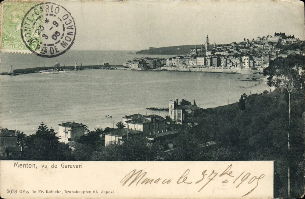Menton, vista de Garavan — vista portuária com cidade em ladeira — editor Fr. Reincke, n° 2078 - Frente