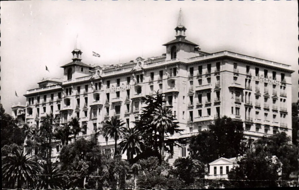 Hotel Winter Palace — Menton — Ligue Française de l'Enseignement (C.L.T.C.) - Frente