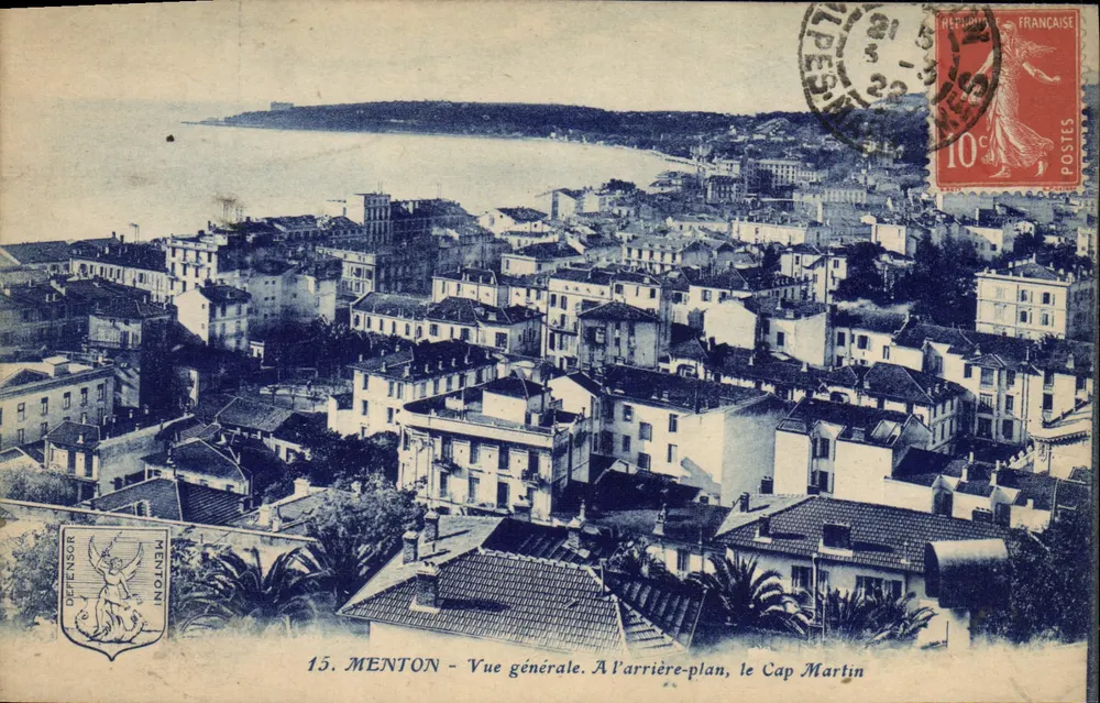 Menton - Vista geral. No fundo, o Cabo Martin — Défensor, n°15 - Frente