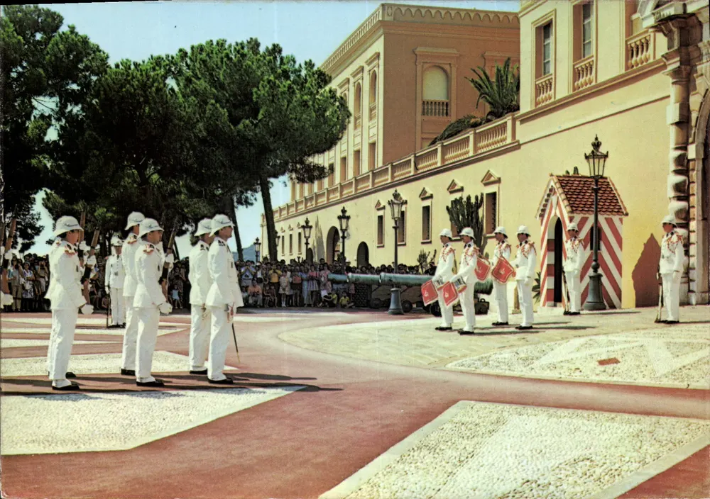 Relève della Guardia — Monaco — Edizioni Y. P.A. Souvenir - Recto