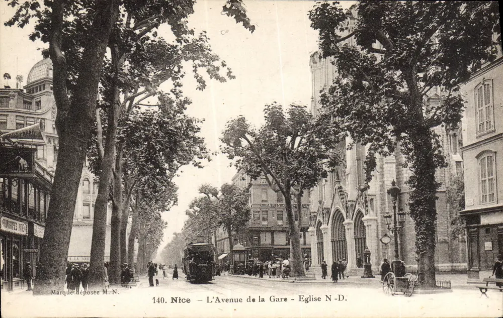 Niza - La Avenida de la Estación - Iglesia N.-D. - Anverso