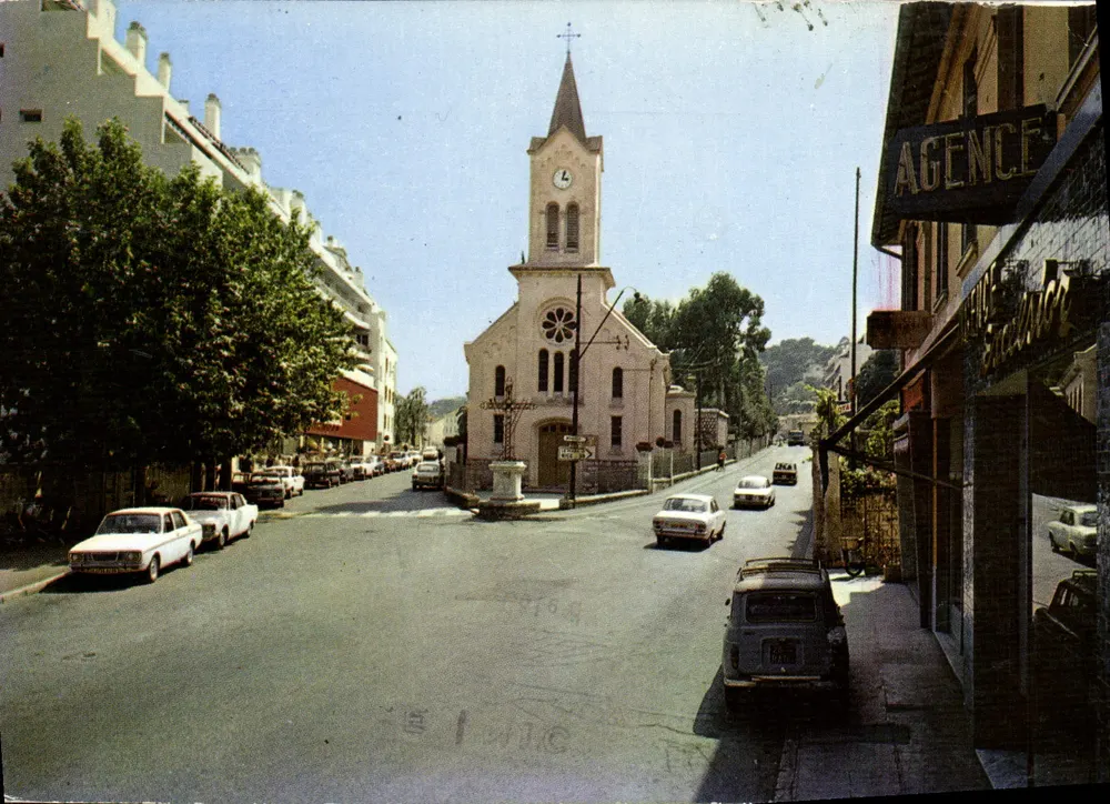 Igreja de São José em Roquebrune-Cap-Martin — vista da rua Montuel — editor desconhecido, n° de série 224 - Frente