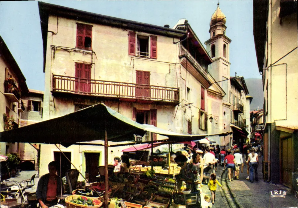 Mercado de Saint-Martin-Vésubie — Côte d'Azur — editor IRIS - Frente