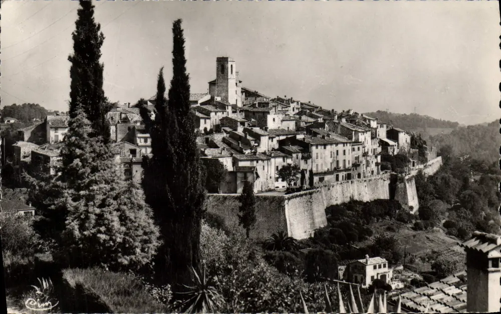 Saint-Paul (A.M.) — Vista geral de Vérines — Combière - Frente