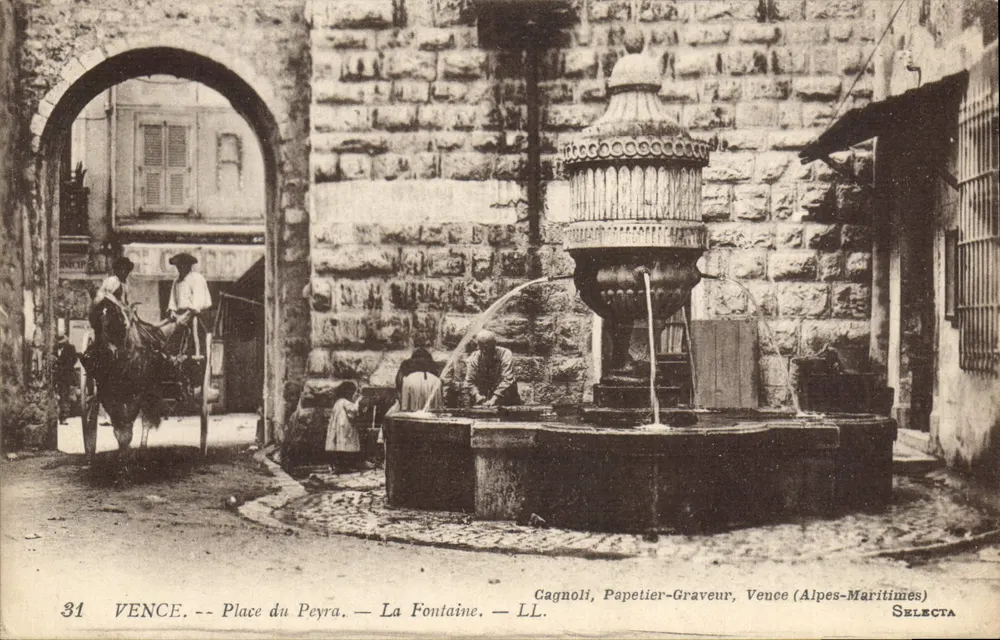 Vence — Place du Peyra — A Fonte — Cagnoli, Papetier-Graveur, Vence (Alpes-Maritimes) — Série 31 - Frente