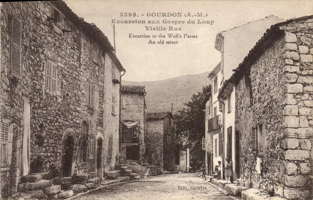 Gourdon (A.M.) — Alte Straße — Edit. Gilletta n°3595 - Vorderseite