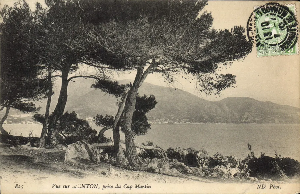 Vista de Menton, tirada do Cap Martin — ND Fot. — n° 825 - Frente