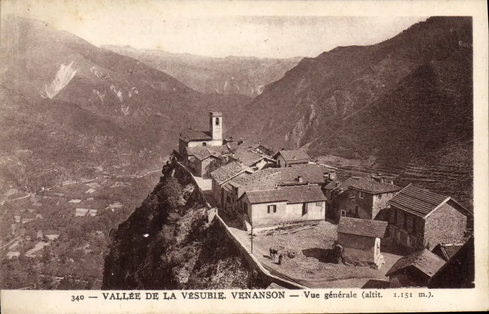 Vale da Vesubie. Venanson — Vista geral (alt. 1.151 m.) — n° 340 - Frente