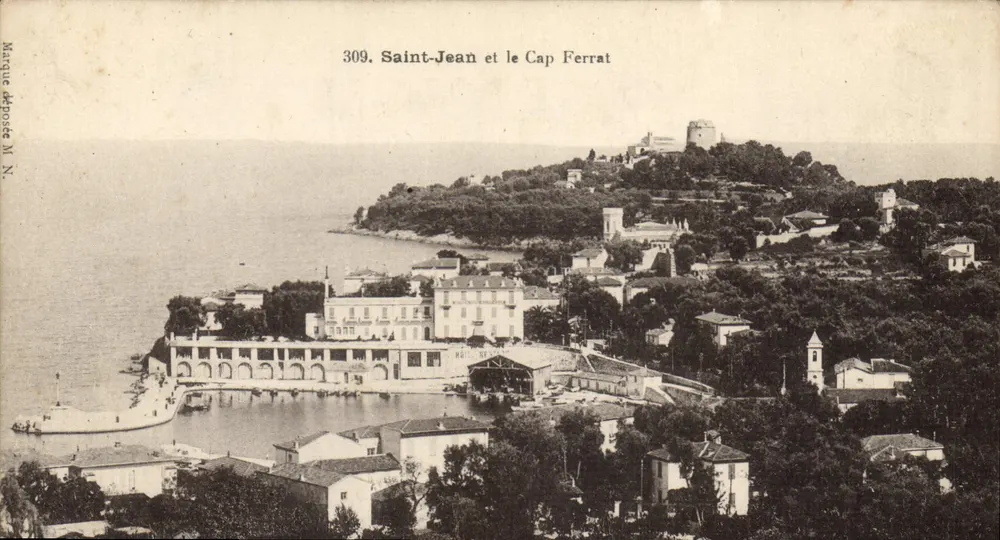 Saint-Jean i Kap Ferrat — widok panoramiczny — Marke fotografii M. N. nr 309 - Awers