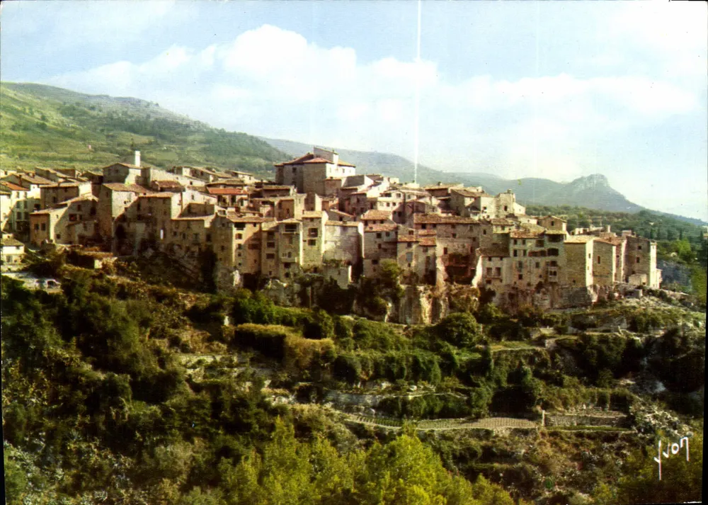 Tourettes-sur-Loup — befestigtes Dorf in den Alpes-Maritimes — Verlag COULEURS ET LUMIÈRE DE FRANCE - Vorderseite