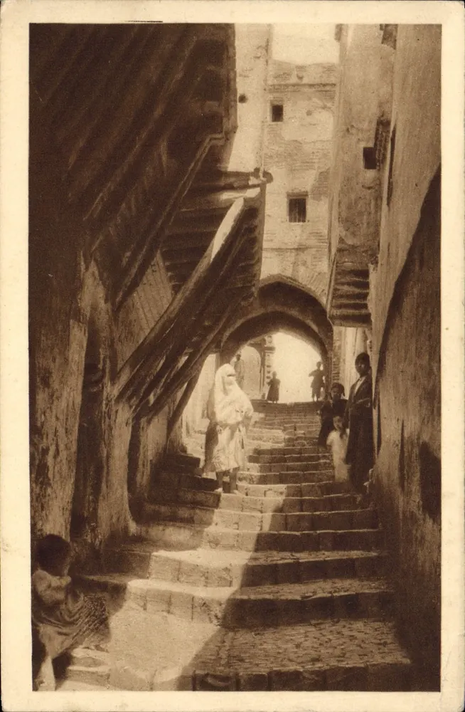 Alger — Uma rua da Kasbah — edit. Horizons de France — n° 2051 - Frente