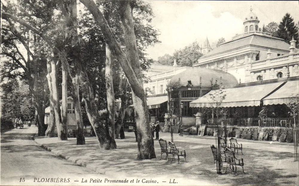 Plombières — La Petite Promenade und das Casino — LL. — n°15 - Vorderseite