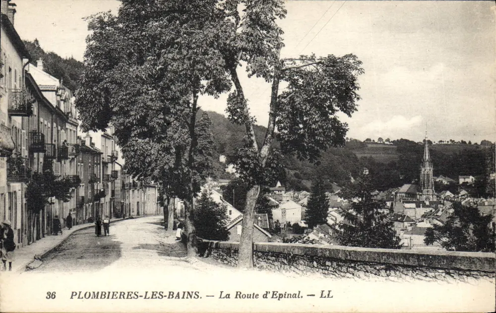 Plombières-les-Bains — A Rua de Epinal — LL - Frente