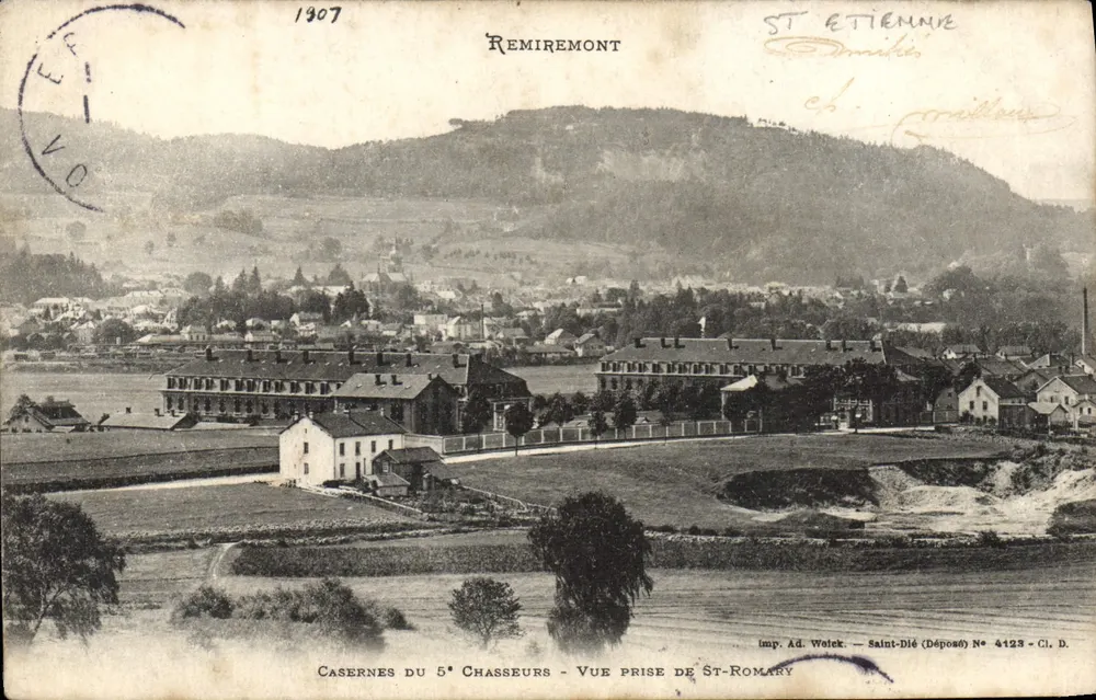 Remiremont — Kasernen des 5. Chasseurs — Ansicht aus St-Romary — Verlag Ad. Wolek, Saint-Dié, Nr. 4123 - Vorderseite