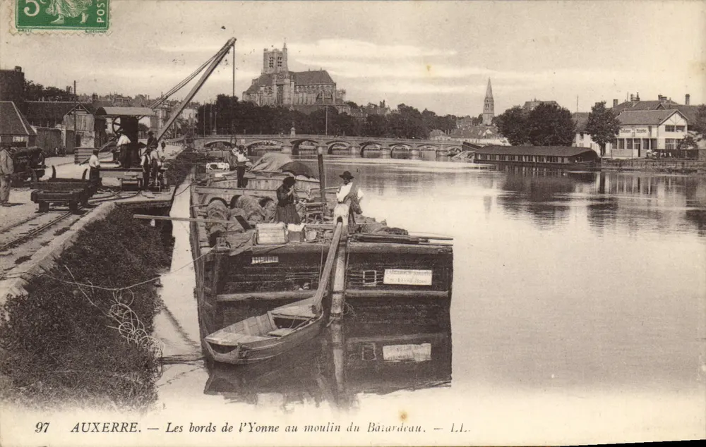 Auxerre — Die Ufer der Yonne am Bâtardeau-Mühle — L.L. - Vorderseite