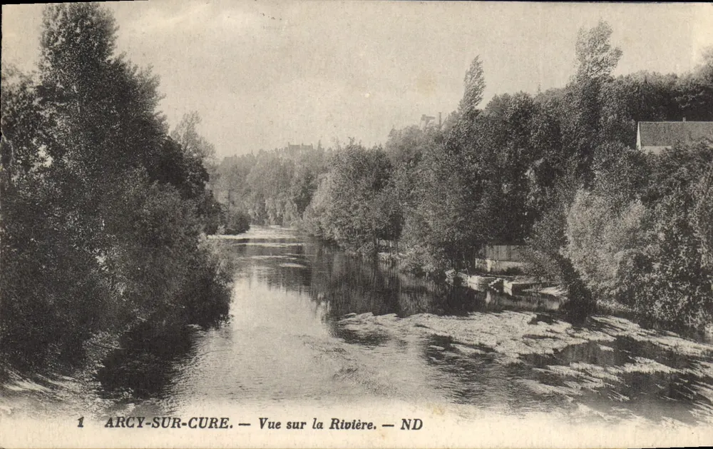 Arcy-sur-Cure — Vista sobre o Rio — ND - Frente