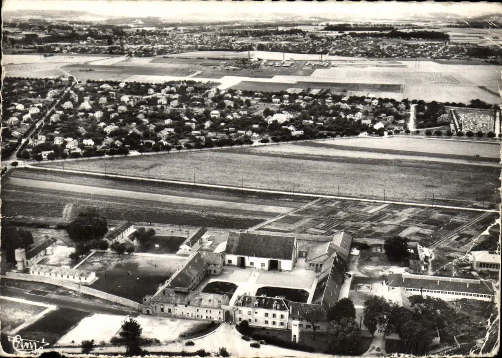 Savigny-sur-Orge — Die Champagne-Farm — Éditions Aériennes Véritable - Vorderseite