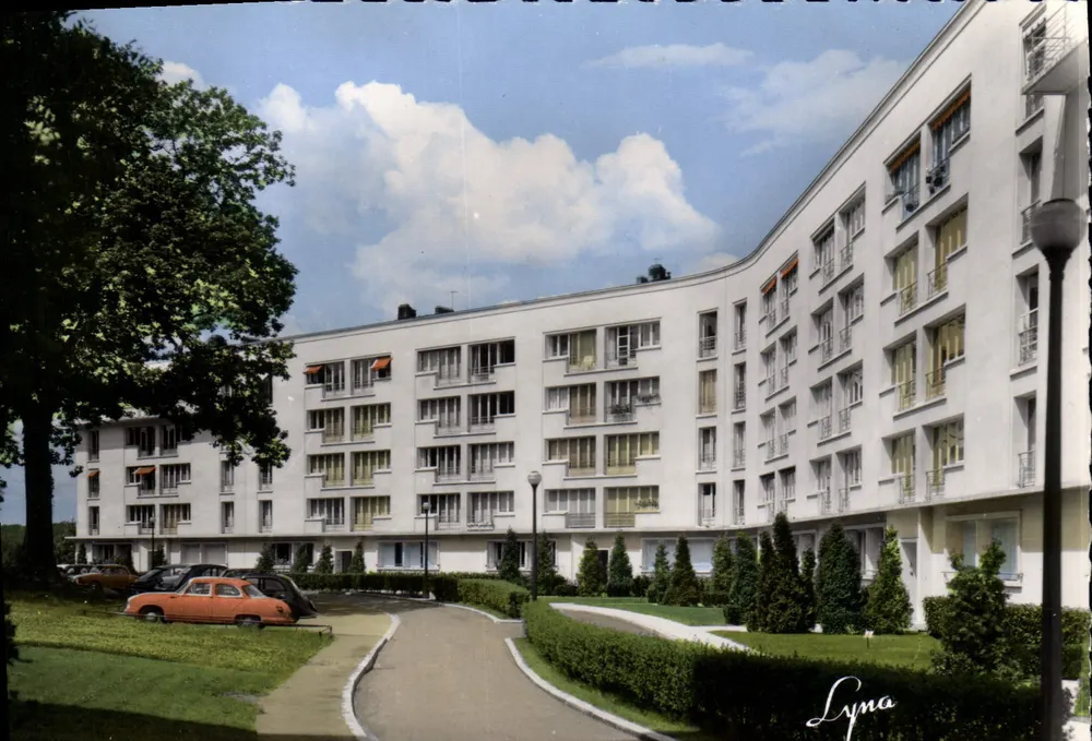 Residência do Parc Eiffel — Sevres — editor Lyna - Frente