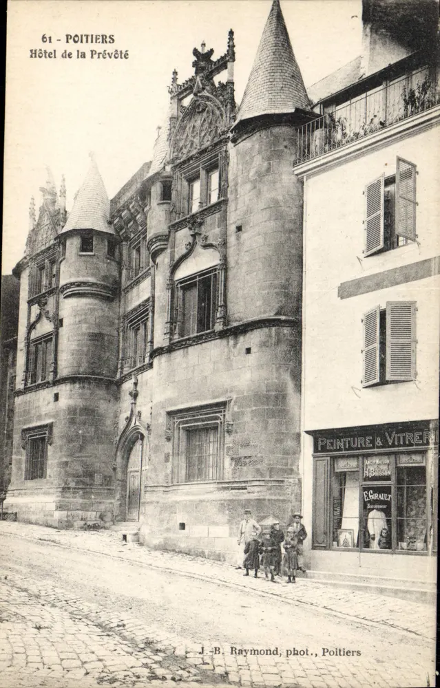 Poitiers — Hotel da Prévôté — J.-B. Raymond, fot., Poitiers - Frente