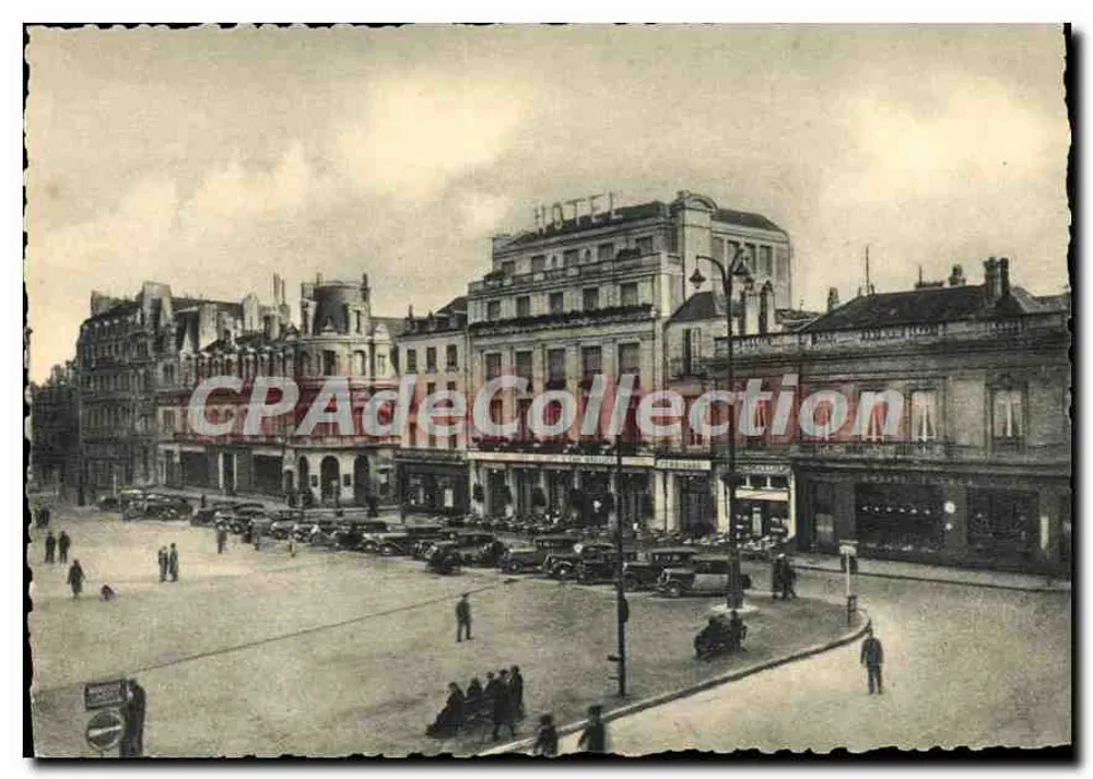 Place d'Armes — Le Grand Café du Jet d'Eau — A.A. Poitiers (Vienne) - Vorderseite