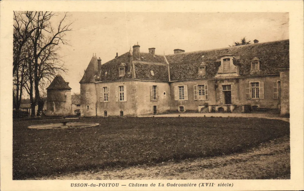 Usson-du-Poitou — Schloss La Guéronnière (17. Jahrhundert) - Vorderseite