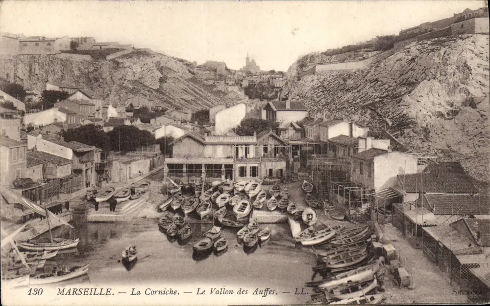 Marselha — A Corniche — O Vale dos Auffes — LL. — Série 130 - Frente