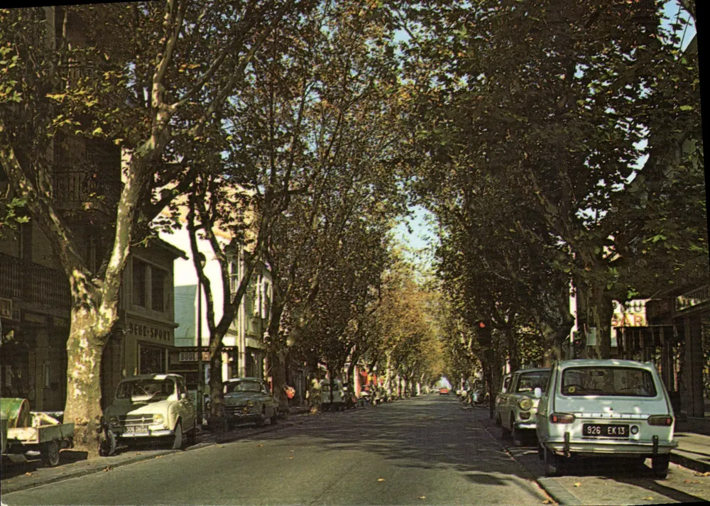 Avenue de Salon — Miramas, Bouches-du-Rhône — Photographie ERTAY - Vorderseite