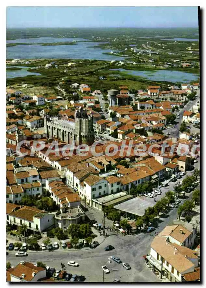 Les Saintes-Maries-de-la-Mer — Allgemeine Luftaufnahme des Zentrums mit der befestigten Basilika — Éditions Théodule Beaulard - Vorderseite