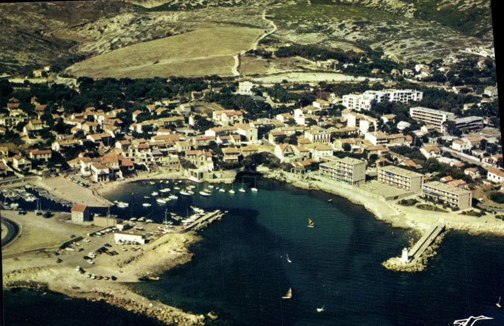 Sausset-les-Pins — Übersicht über den Hafen und die Sommerstation — SAD ZI de la Lauzère, Marseille - Vorderseite