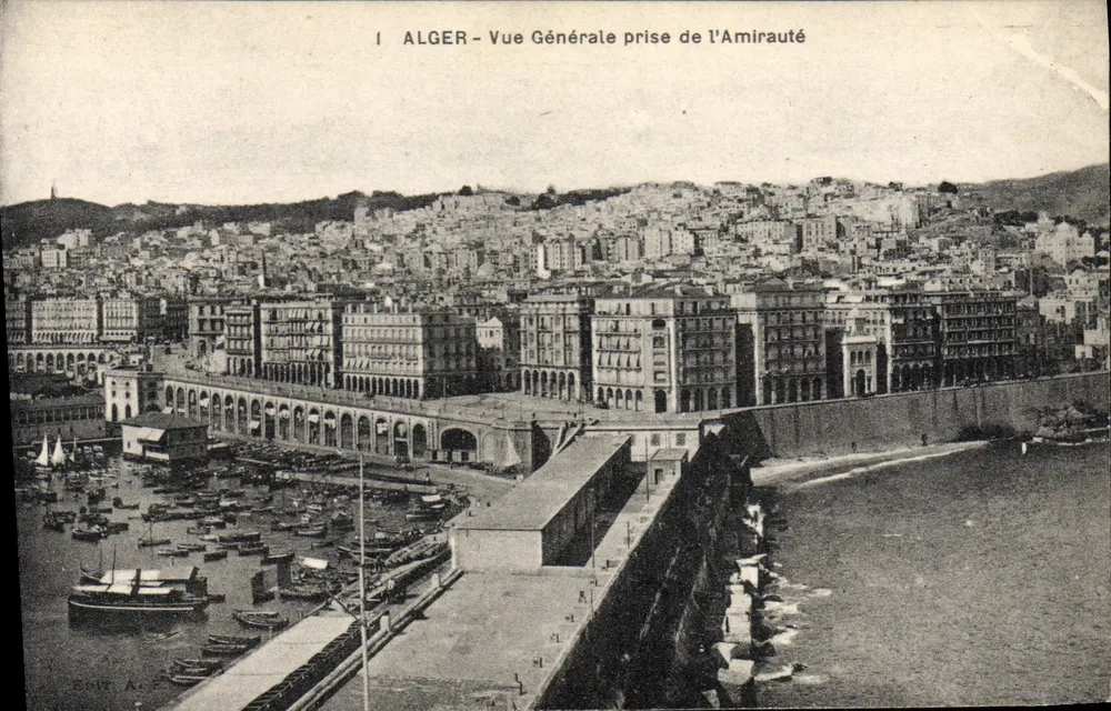 Argel — Vista Geral tirada da Amirauté — Editor A. L. T. - Frente