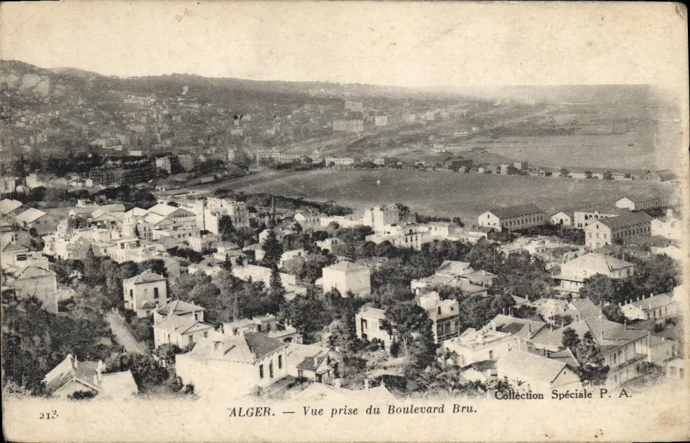 Alger — Uitzicht genomen vanaf de Boulevard Bru — Speciale Collectie P. A. - Voorkant