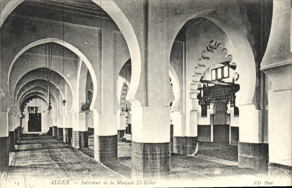 ALGER — Interior da Mesquita El-Kébir — ND Phot - Frente