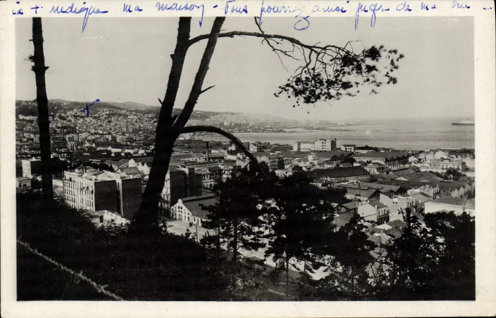 Vista tirada de Mustapha — Argélia — Edições P. Feunet, Argel - Frente