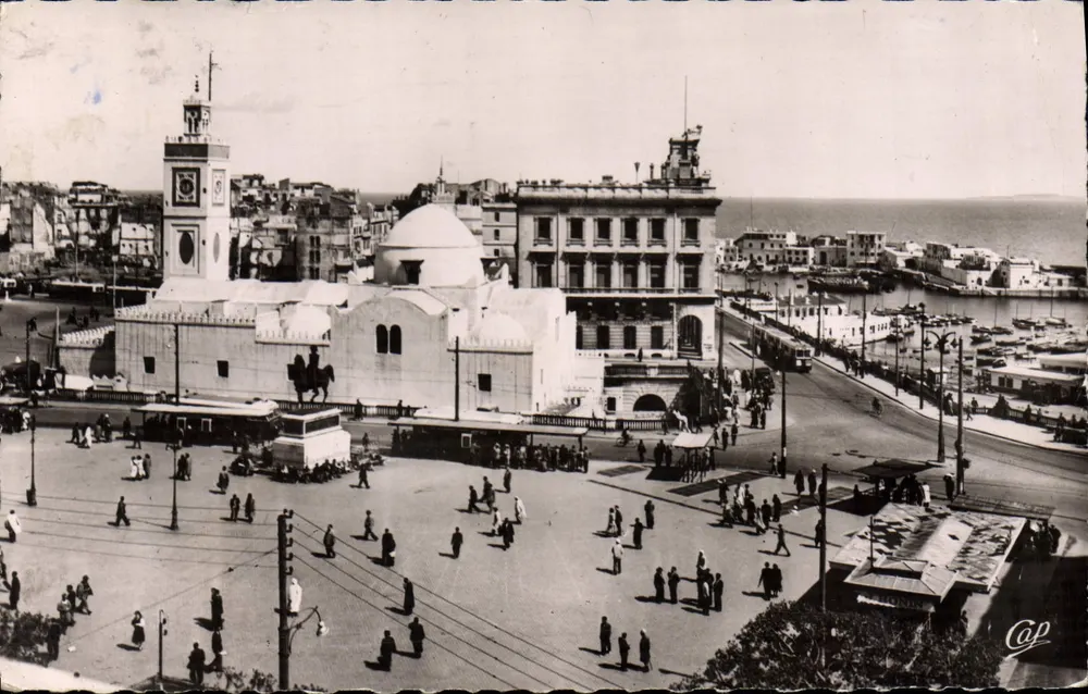 Platz des Regiments — Djama Djedid-Moschee und die Admiralität — Verleger L. & Y. Alger, Seriennummer nicht sichtbar - Vorderseite
