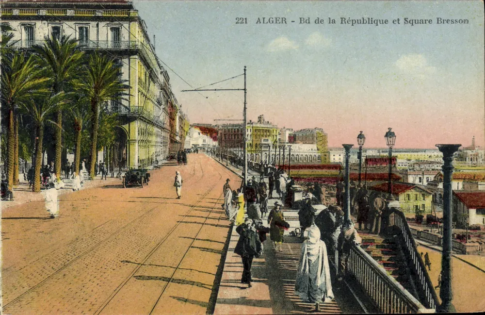 Argel - Avenida da República e Praça Bresson — editor CPAPHIL, n° 221 - Frente