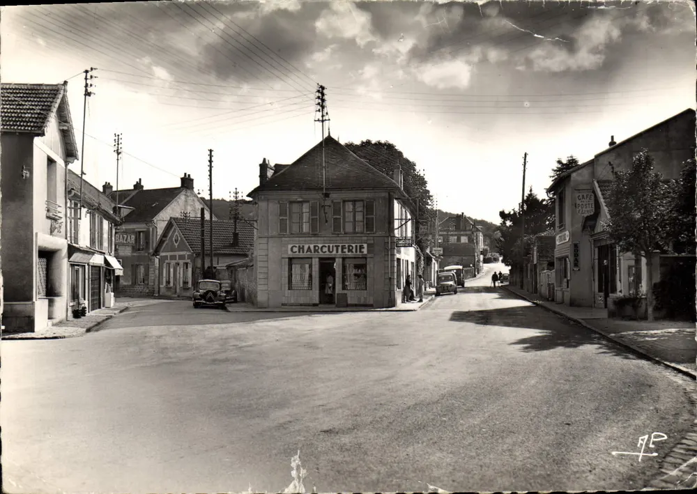 Vue de la plaza de la Iglesia en Saint-Rémy-les-Chevreuses — editor J.P. (firma en la parte inferior derecha) - Anverso