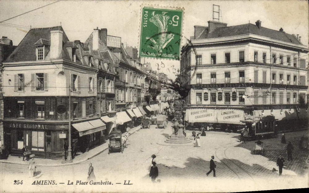 Amiens — A Praça Gambetta — LL. n°254 - Frente