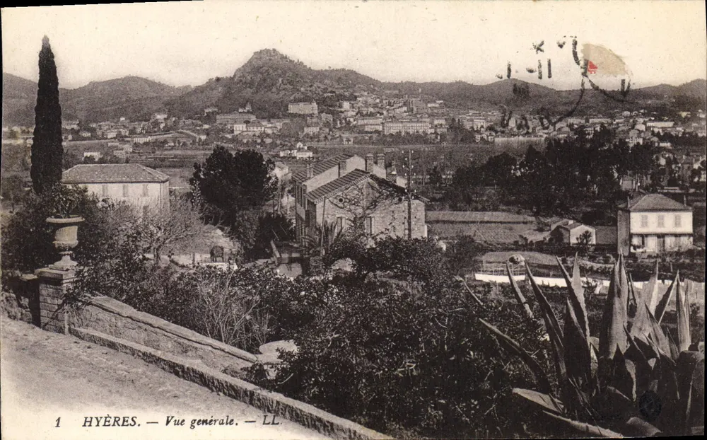 Hyères — Vista geral — LL - Frente