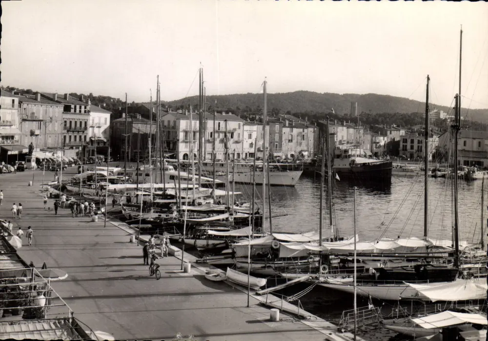 Saint-Tropez (Var) — O Porto — Sociedade Edições da França - Frente