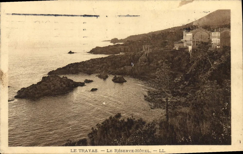 Le Trayas — Le Réserve-Hôtel — LL. - Frente