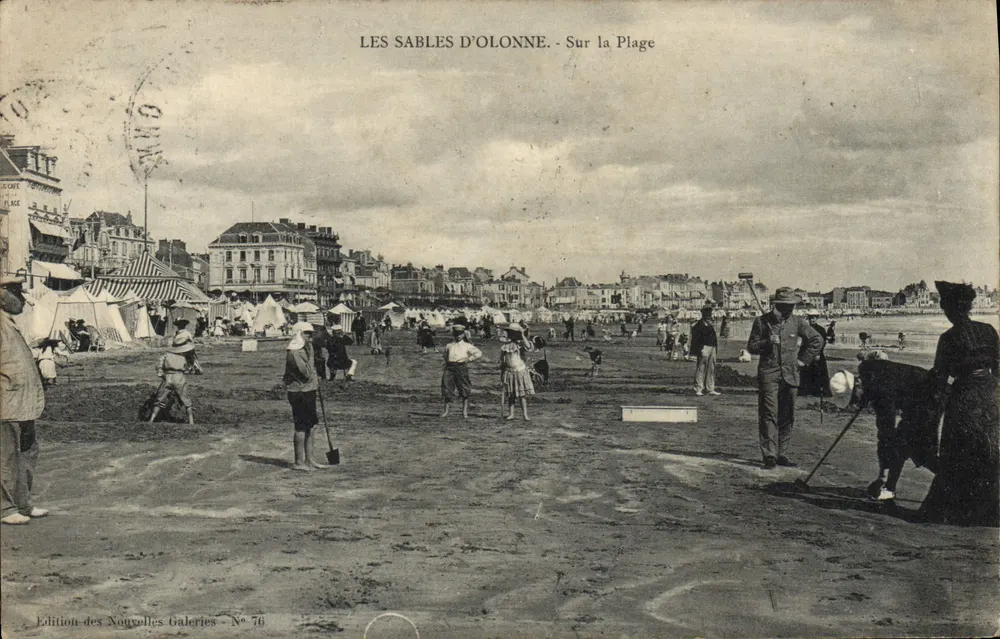 Les Sables-d'Olonne - Sulla Spiaggia — Edizione delle Nuove Gallerie - N° 76 - Recto