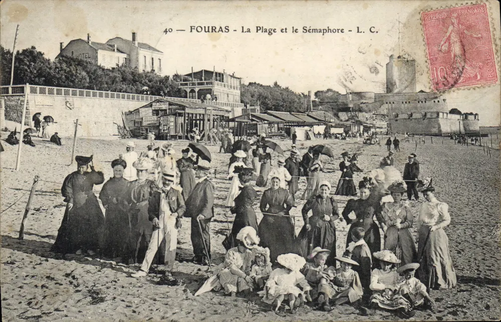 Fouras - A Praia e o Sémaphore - L. C. - Frente