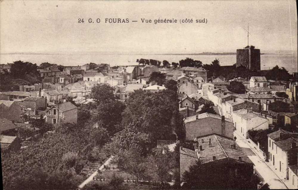 Fouras — Vista geral (lado sul) — G.O. Fouras, n°24 - Frente