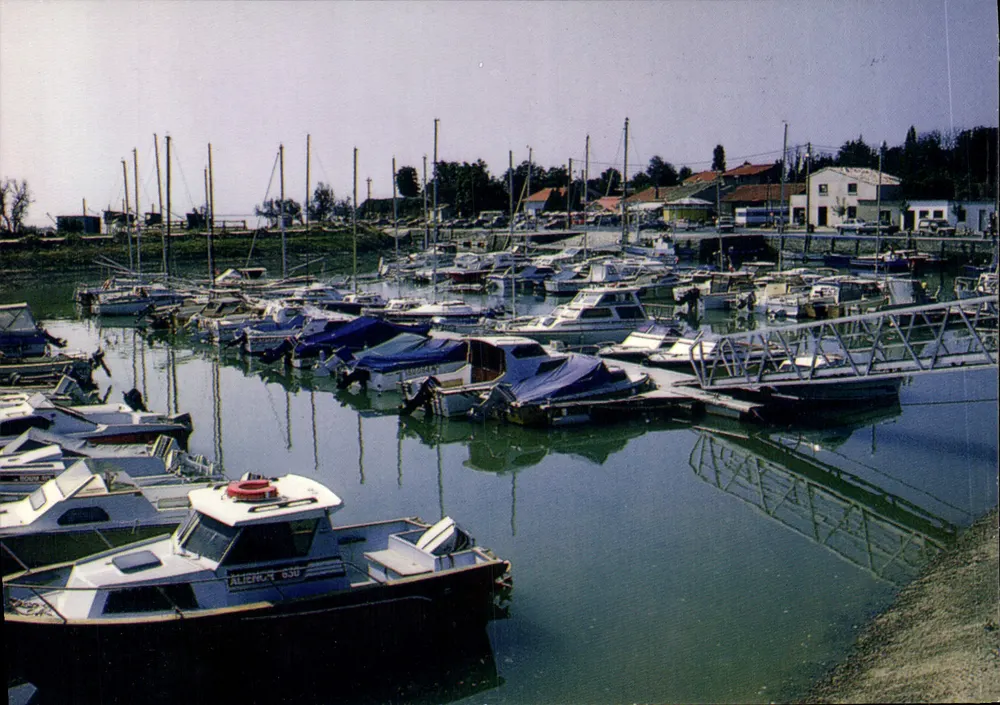 Meschers-sur-Gironde — Der Freizeithafen — Éditions CAP THÉOJAC - Vorderseite