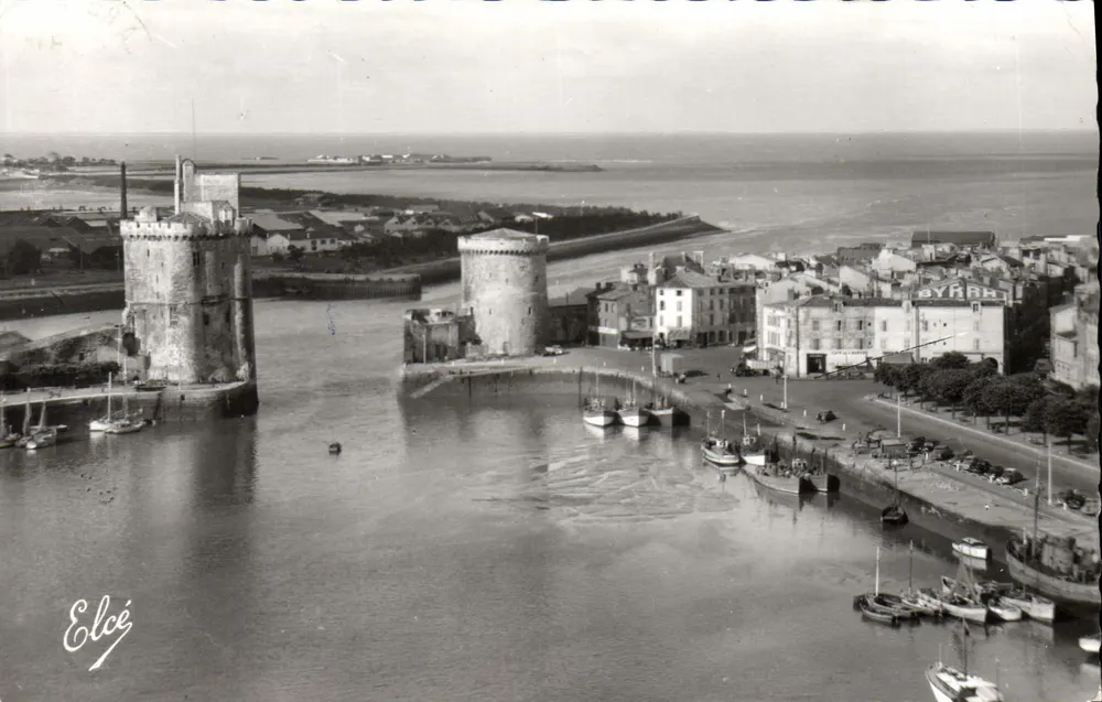 La Rochelle — Der Hafen, die beiden Türme und der Fischereihafen — Verlag Elcé - Vorderseite